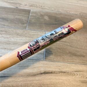 Vintage St. Louis Cardinals 18" mini souvenir baseball bat fBusch Stadium - NEW